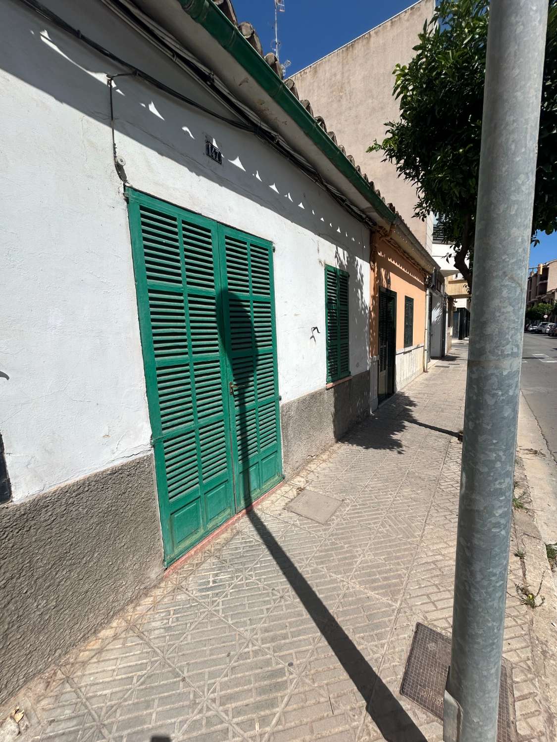 Se vende  Casa Techo Libre en Inca centro. A REFORMAR